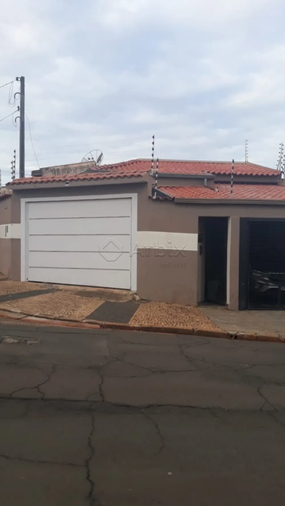 Comprar Casa / Residencial em Santa B&aacute;rbara D`Oeste R$ 570.000,00 - Foto 1